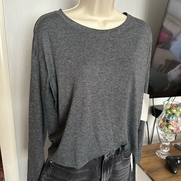 Athleta Women's Gray Top size small - Picture 5 of 10